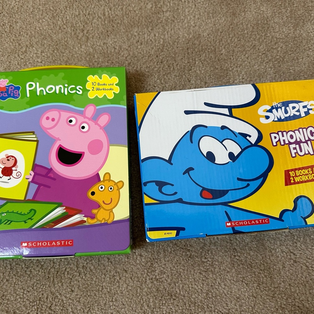 Scholastic Peppa Pig and Smurfs Phonics Fun Set